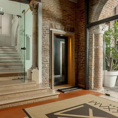 Maxxim & Loft 酒店