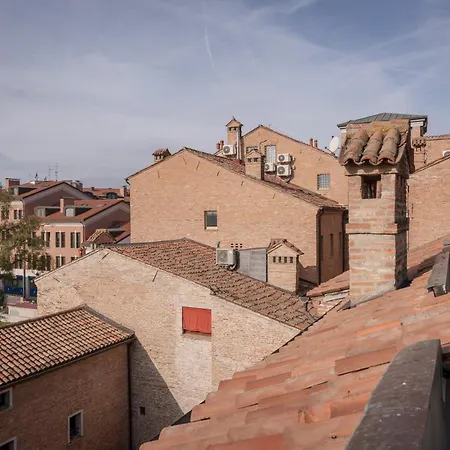 Maxxim & Loft Hotell Ferrara