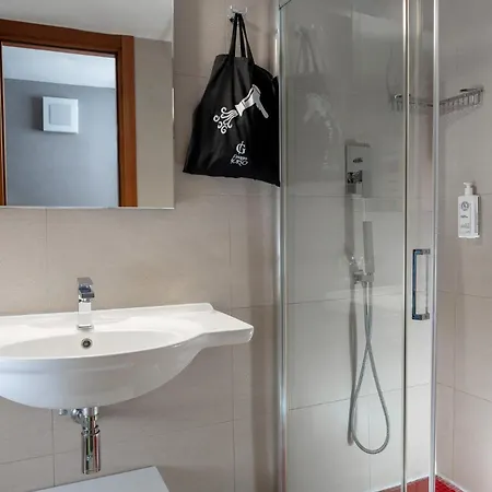 Maxxim & Loft 酒店 费拉拉