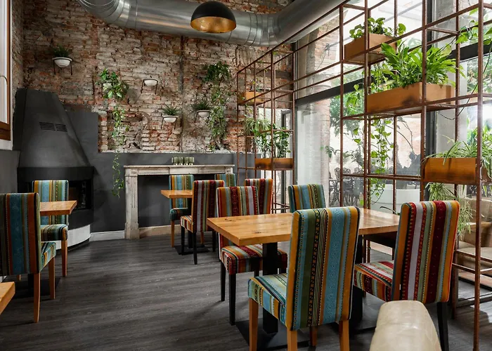 Maxxim & Loft Hotel 4*